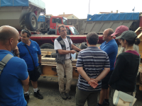 Citizen Science community engagement in AIM monitoring